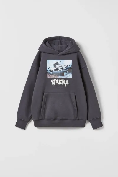 Erkek Çocuk Kapüşonlu Sweatshirt