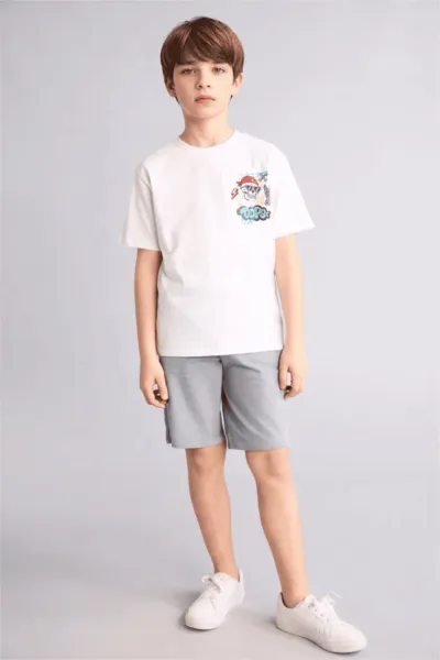 Erkek Çocuk Sırtı Baskılı T-Shirt