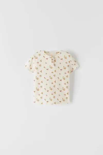 Kız Bebek Çiçekli T-Shirt