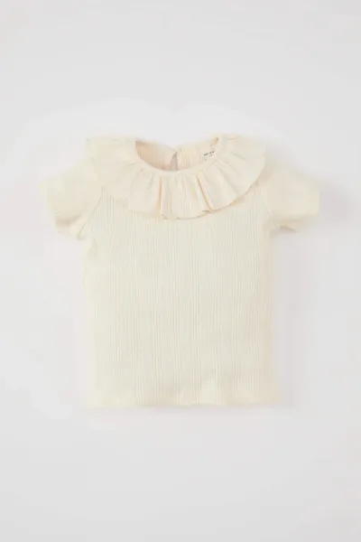 Kız Bebek Yakası Fırfırlı T-Shirt