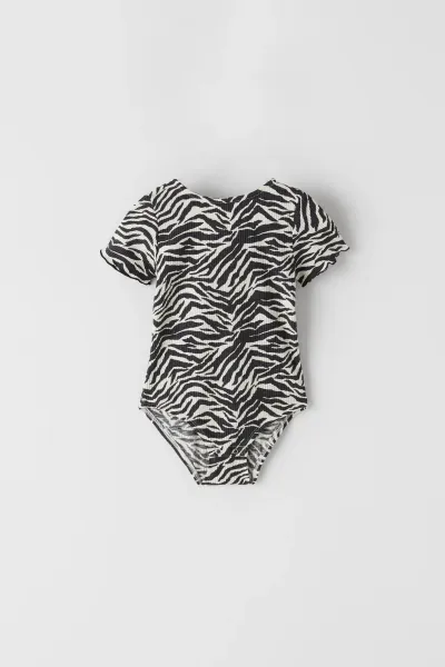 Kız Çocuk Desenli Sırtı Açık Bodysuit
