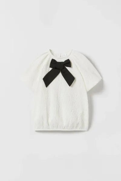 Kız Çocuk Fiyonk Detaylı T-Shirt