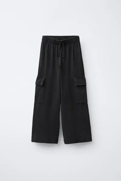 Yıkanmış Efektli Geniş Paça Kargo Pantolon