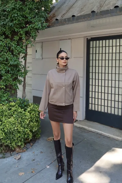 Gabardin Kumaş Dik Yaka Çıtçıtlı Ceket Bej