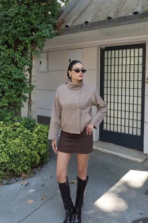 Gabardin Kumaş Dik Yaka Çıtçıtlı Ceket Bej