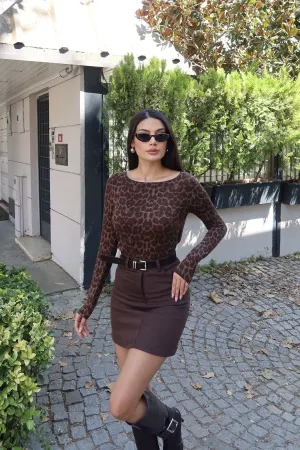 Leopar Kumaş Sırt Dekolteli Zincirli Bluz Leopar Leopar 3