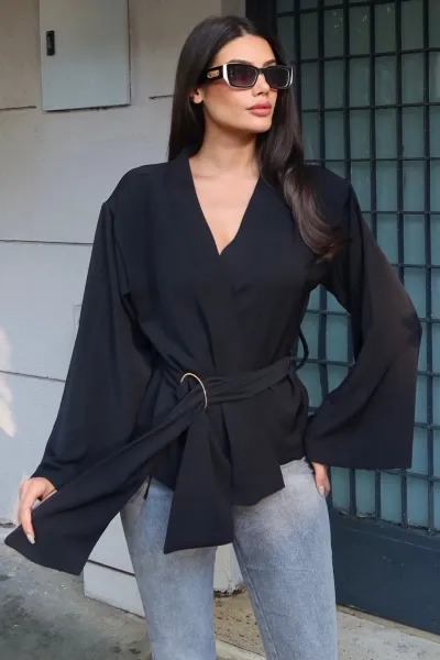 Krep Kumaş Kruvaze Kemerli Kimono Bluz — Siyah