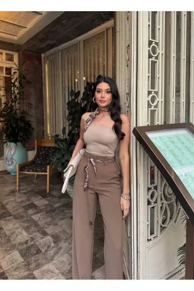 Linda Twil Kumaş Aksesuarlı Pantolon — Bej