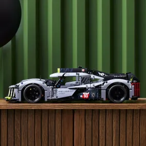 Lego Technic Peugeot 9x8 24H 42156