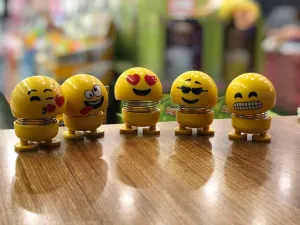 ZIPP ZIPP EMOJİ KAFALAR