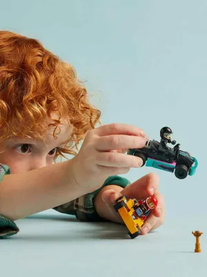 LEGO GO-KARTLAR VE YARIŞ SÜRÜCÜLERİ