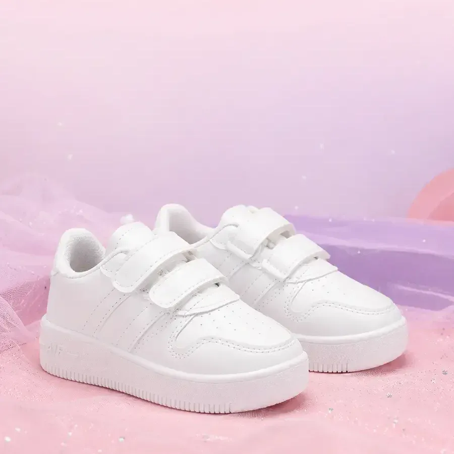 Beyaz cırt cırtlı çocuk sneakerı
