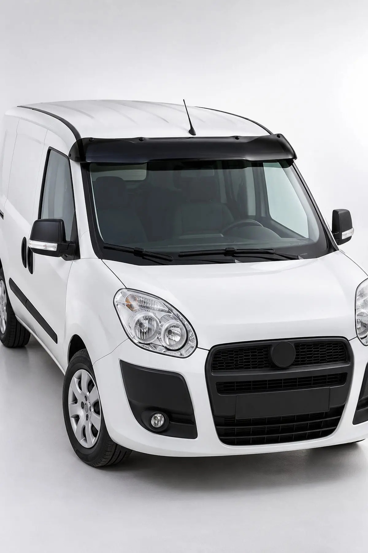 Fiat Doblo 2010-2015 Uyumlu Ön Cam Dış Güneşlik (Sunvisor) ABS Siyah (1)