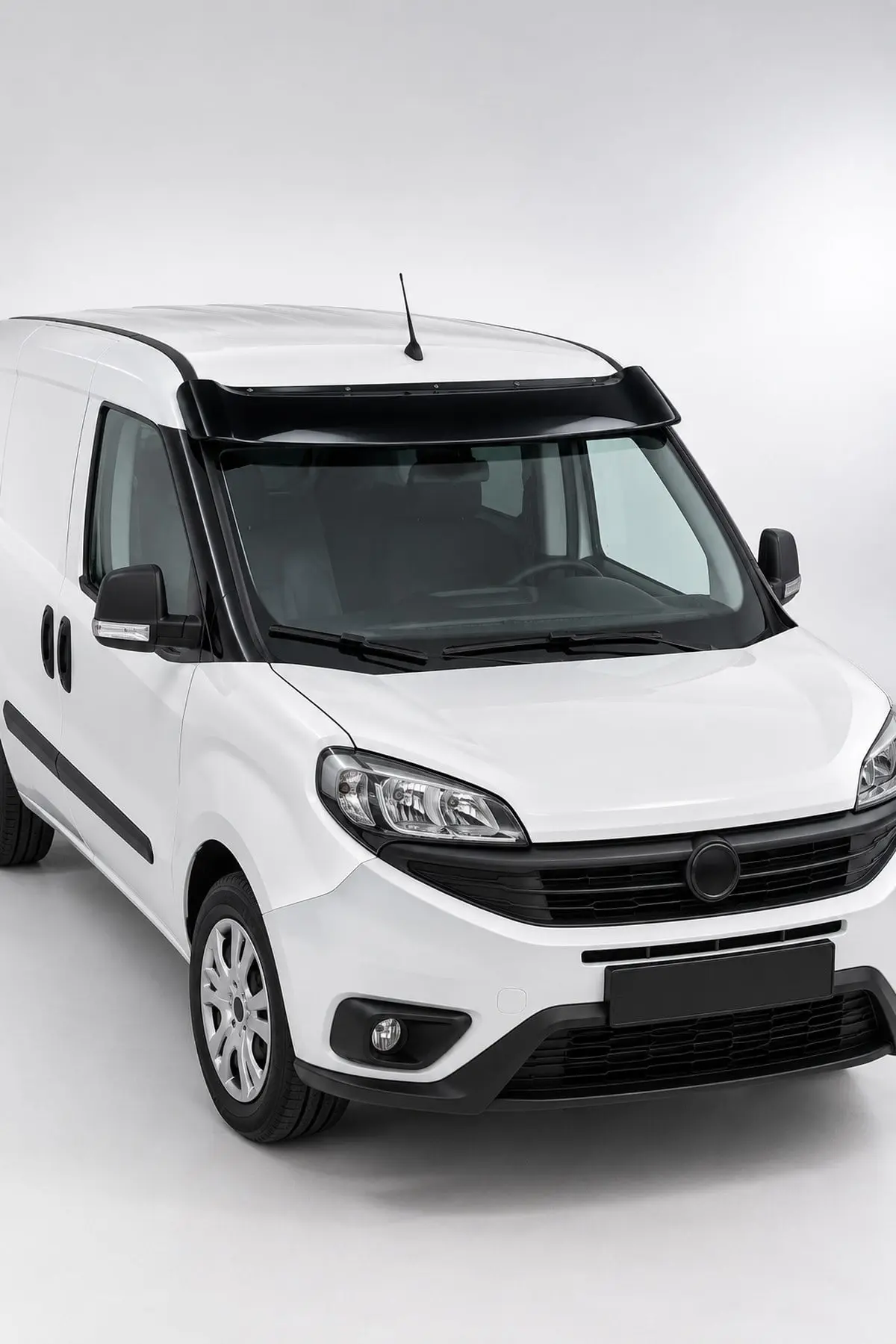 Fiat Doblo 2015-2022 Uyumlu Ön Cam Dış Güneşlik (Sunvisor) ABS Siyah (1)