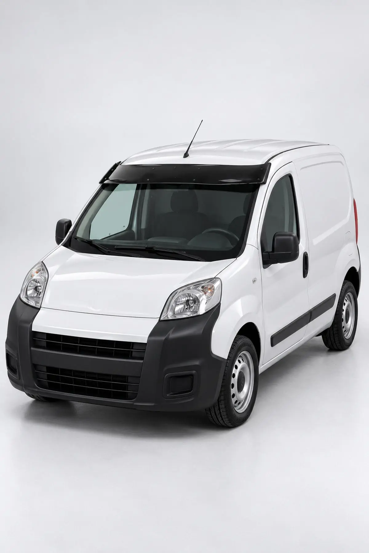 Fiat Fiorino 2007 ve Sonrası Uyumlu Ön Cam Dış Güneşlik (Sunvisor) ABS Siyah (1)