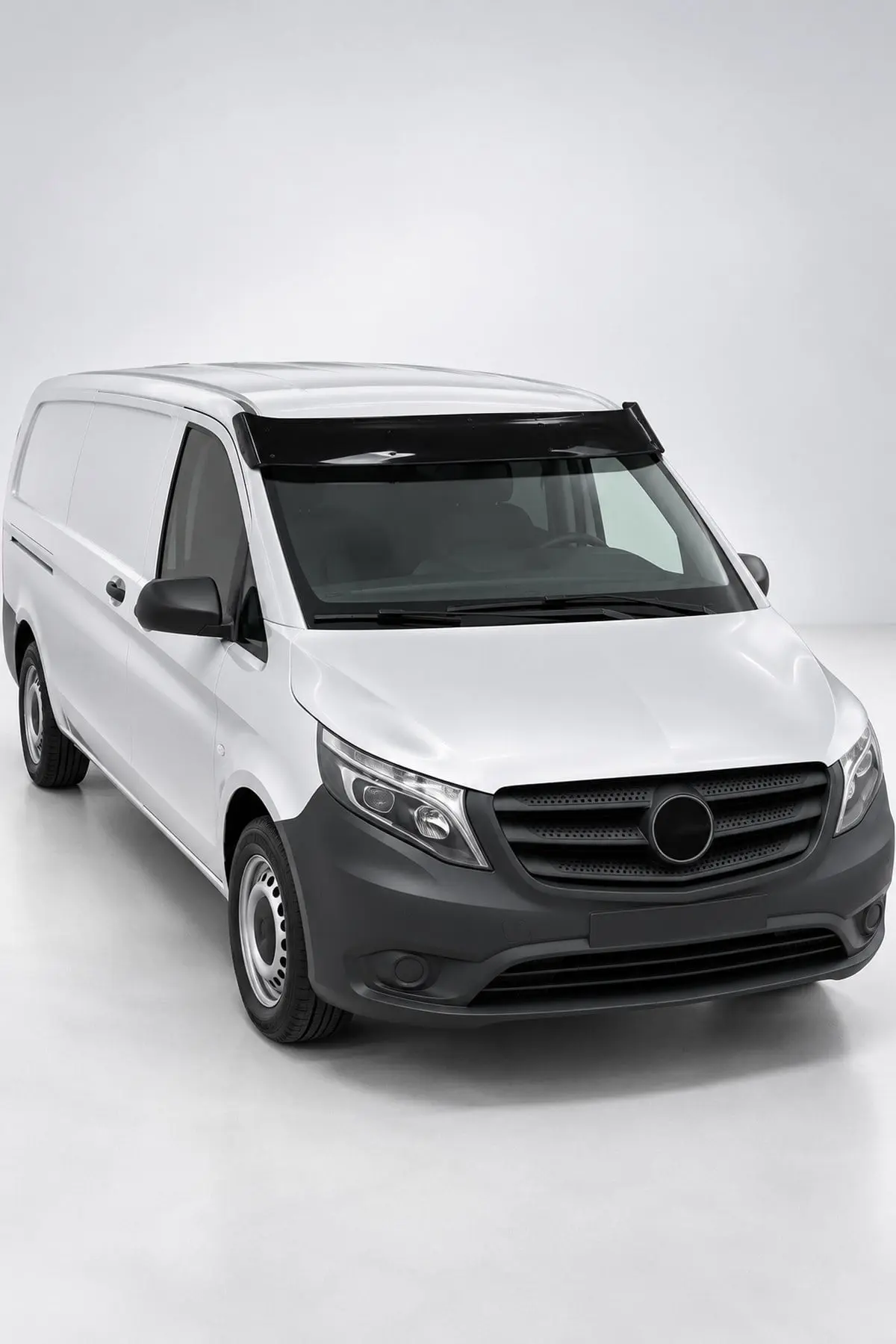 Mercedes-Benz Vito 2015-2020 Uyumlu Ön Cam Dış Güneşlik (Sunvisor) ABS Siyah (1)