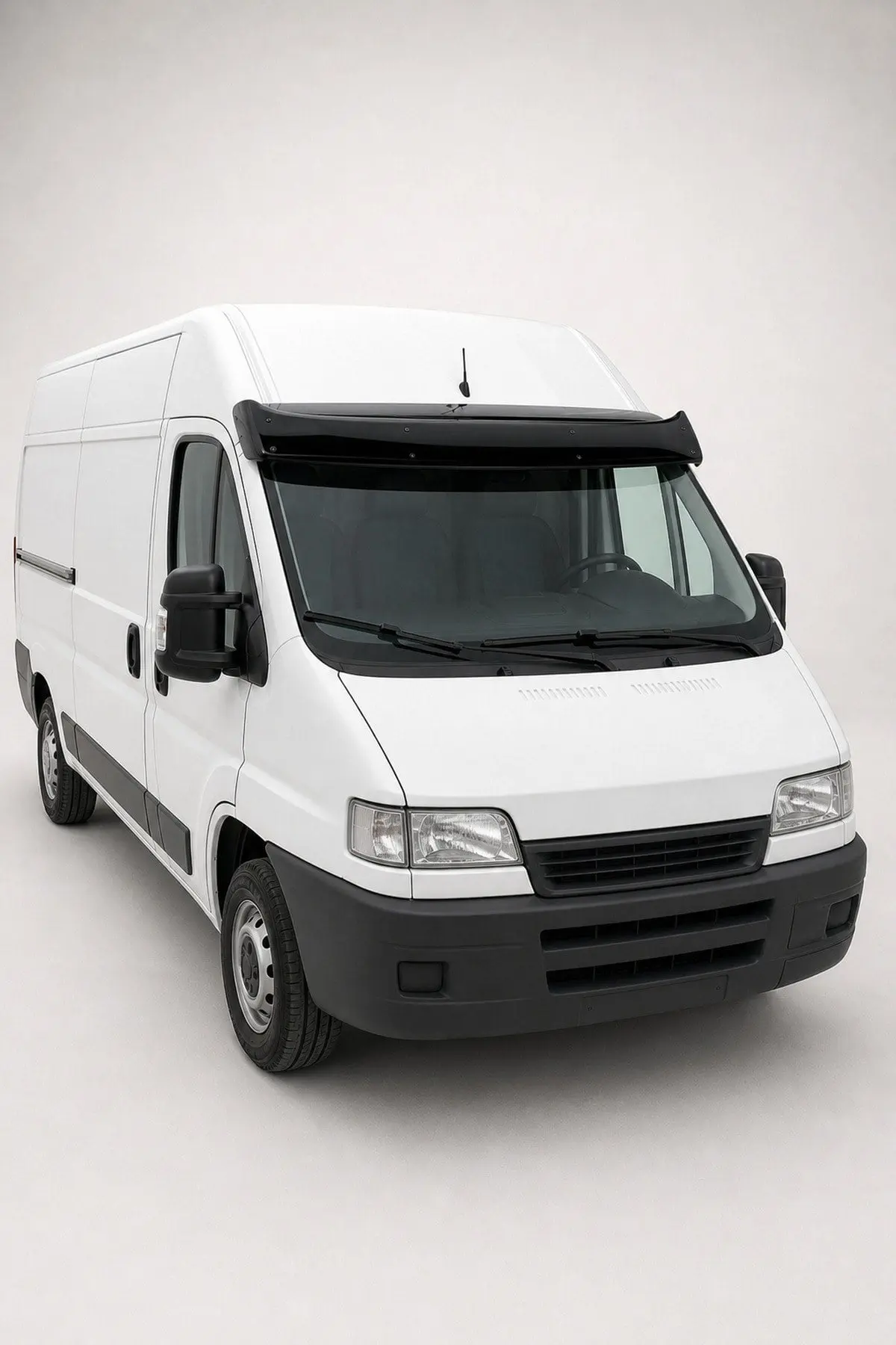 Fiat Ducato 1994-2006 Uyumlu Ön Cam Dış Güneşlik (Sunvisor) ABS Siyah (1)