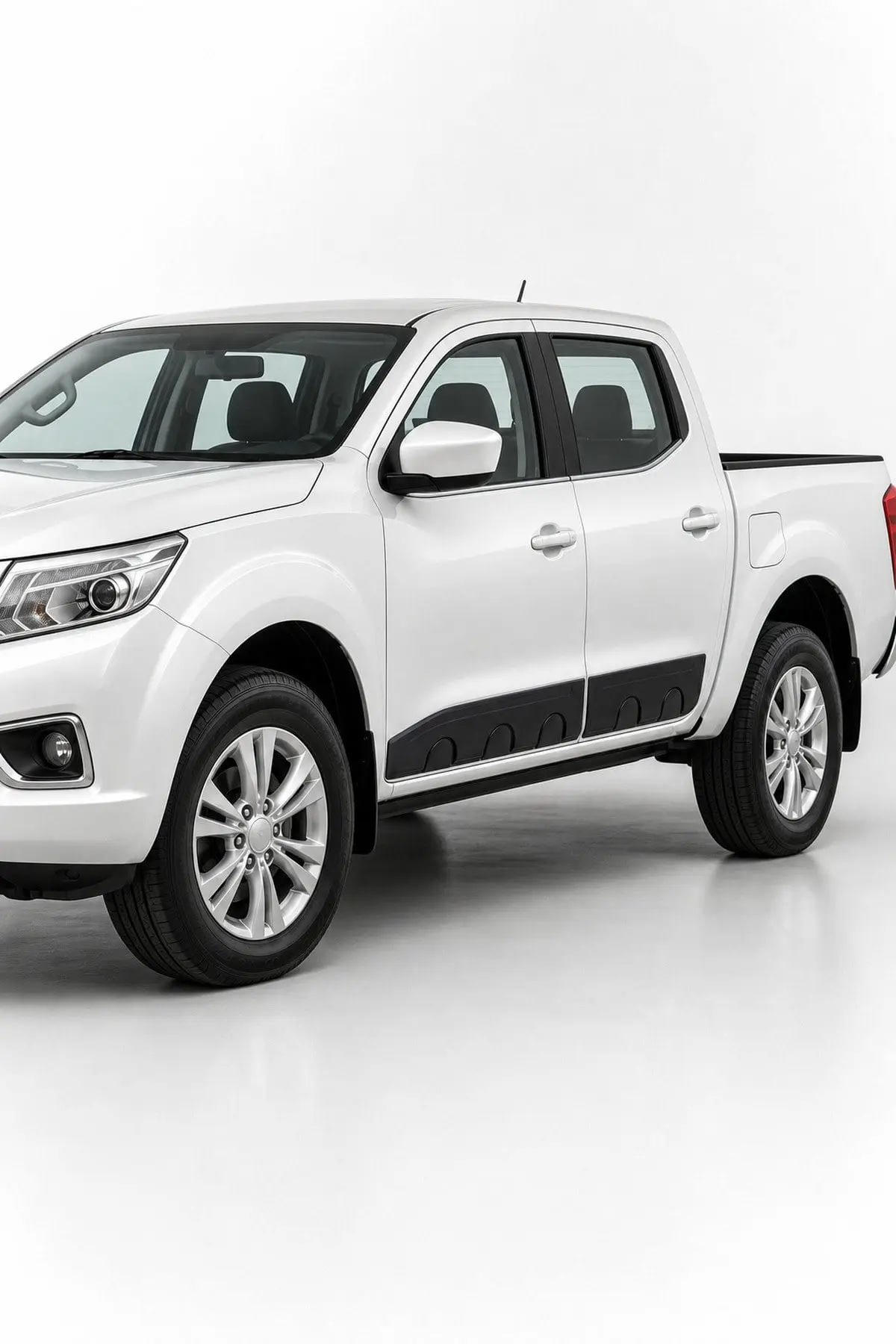 Nissan Navara 2015 ve Sonrası King Cab (Jumbo Kabin) Uyumlu Kapı Dodik Seti 4 Parça ABS Mat Siyah (1)