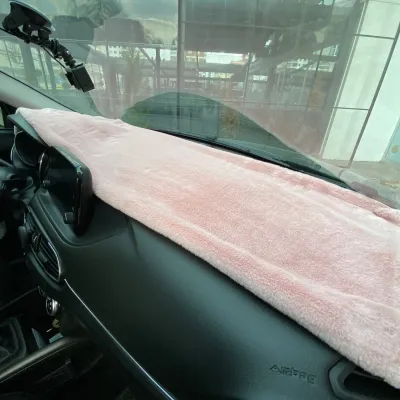 Peluş Halı Torpido ve Bagaj Üstü Araç Örtüsü Pudra Pembe 130x40 cm