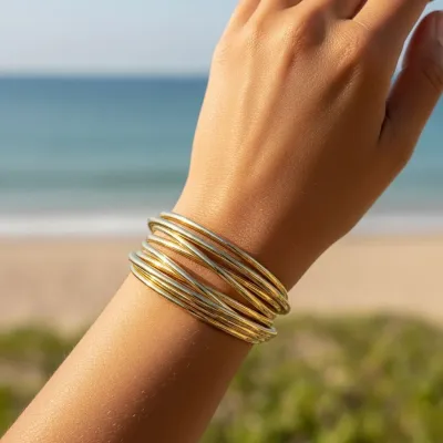 Kadın 14K Kaplama Gold Çoklu Şerit Çelik Kelepçe Bileklik