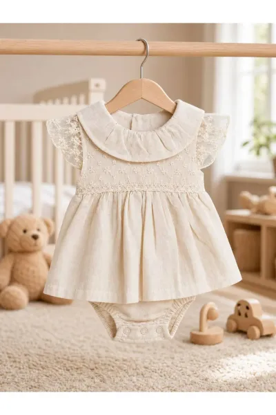 Kız Bebek Elbiseli Zıbın Nakışlı Bebe Yaka — Krem