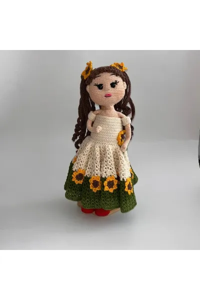 Amigurumi Prenses Bebek Ayçiçeği Motifli — Yeşil