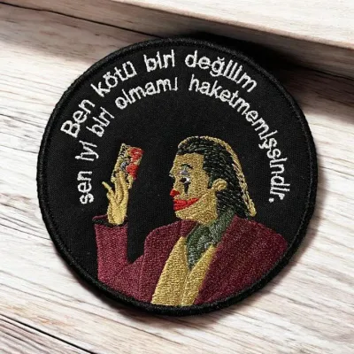 Joker Repliği Peçi Arması