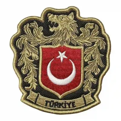Kurt Motifli Türk Bayrağı Peç Arma