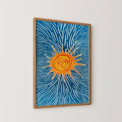 Mavi Çizgilerde Spiral Güneş Ahşap Çerçeveli Duvar Tablosu - Natürel Çerçeve