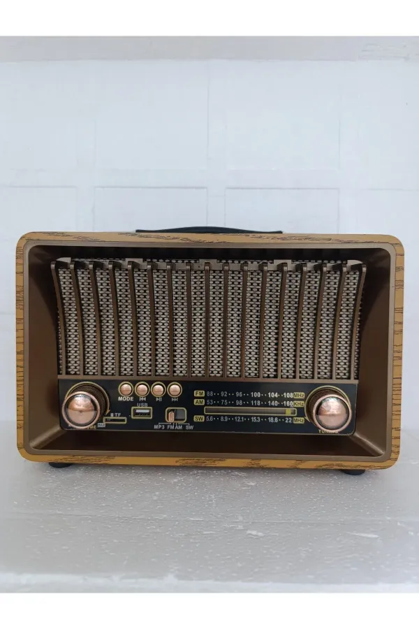 Klasik Radyo Bluetooth Hoparlör Fm Radyo Usb Tf Aux Ses Bombası Müzik Çalar Mp3 Çalar — Kahverengi