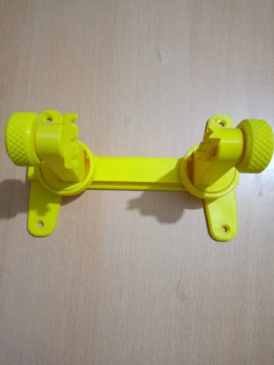 Sarı 3D baskı lehimleme kart tutucu