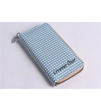 KİŞİYE ÖZEL V MODEL MAVİ TELEFON BÖLMELİ CÜZDAN