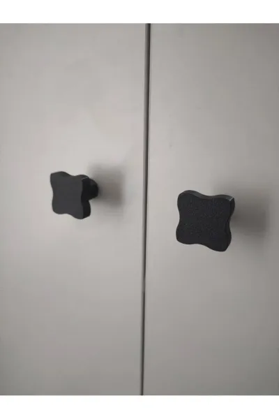DÜĞME KULP 3,5cm (1 ADET) MUTFAK BANYO VESTİYER ÇOCUK ODASI KUPLU (Vidalar Dahil) — 4 KÖŞE SİYAH