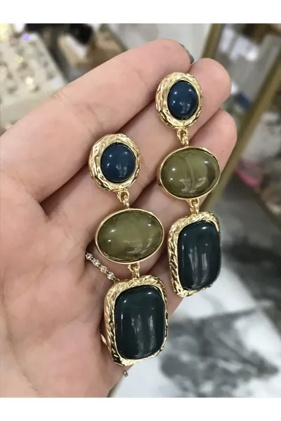 Gold Detaylı Muadil Marka Sallantılı Vintage Model Küpe