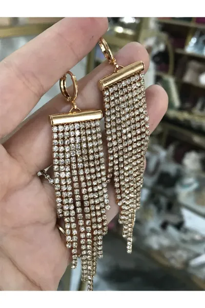 Taş Detaylı Sallantılı Şık Gold Küpe