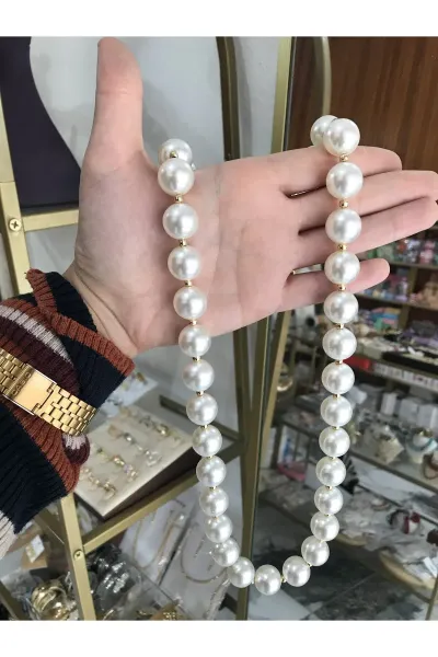 Gold Detaylı Şık İnci Kolye