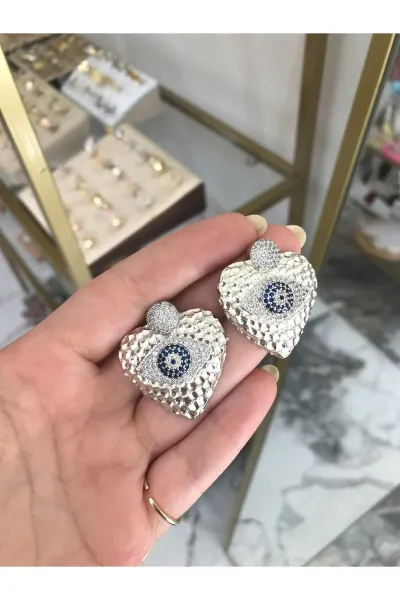 Nazarlı Kalp Model Küpe