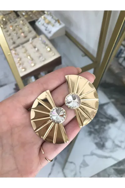 Tek Taş Model Şık Küpe