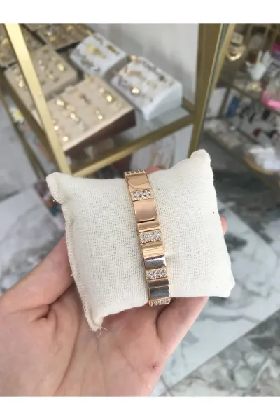 Taş Detaylı LOVE Model Bileklik
