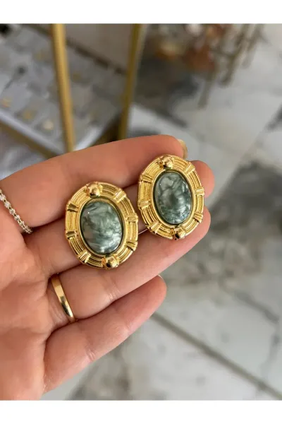 Vintage Model Gold Çerçeveli Sedefli Küpe