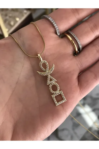 Element Model ve Taş Detaylı Gold Kolye