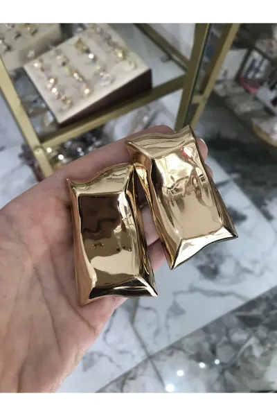 Muadil Marka Ezme Model Gold Küpe