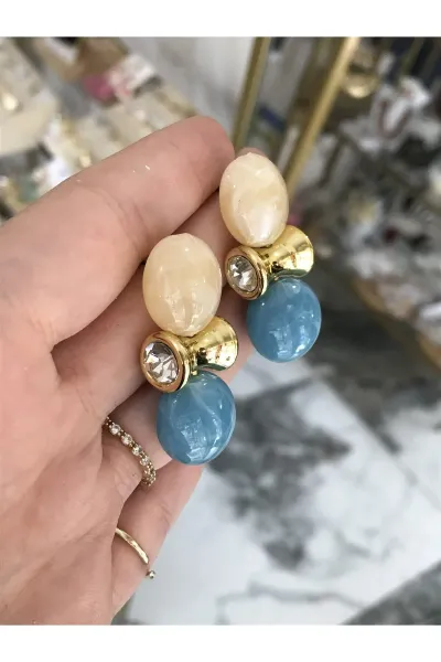 Taş Detaylı Mavi ve Ekru Model Trend Küpe