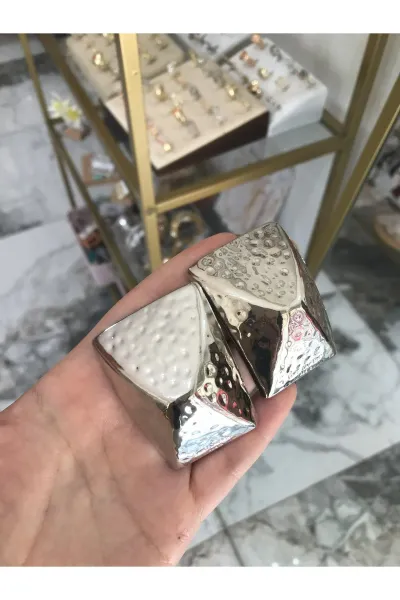 İri Metal Küpe