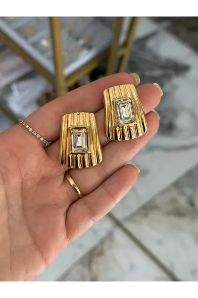 Vintage Model Taş Detaylı Gold Küpe