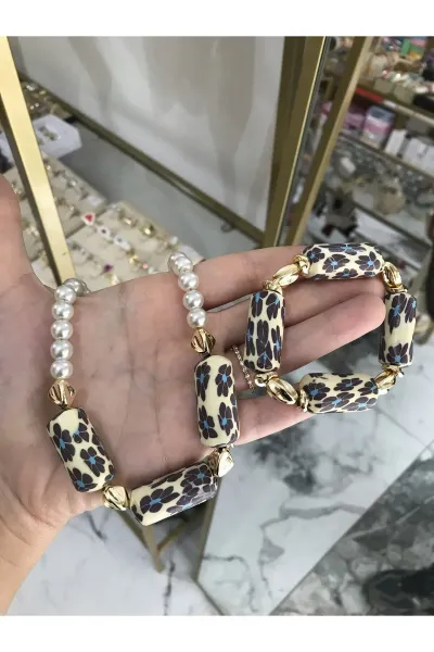Gold Detaylı Cam İnci Model Kolye Bileklik Seti