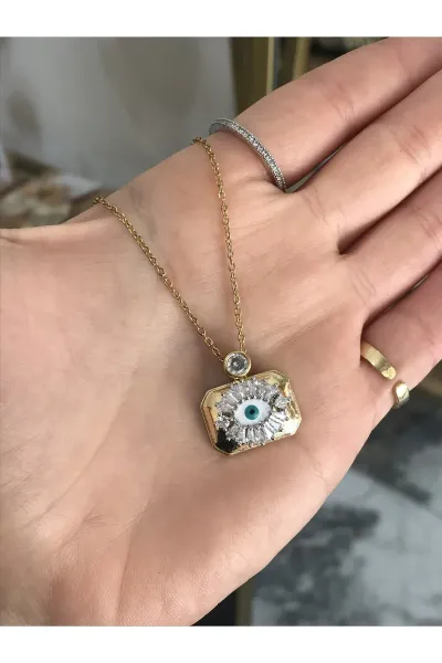 Taş İşlemeli Gold plaka Göz Model Kolye