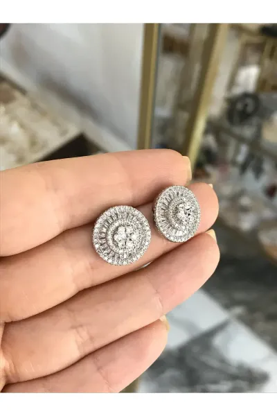 Taş Tasarımlı Yuvarlık Model Silver Renkli Küpe