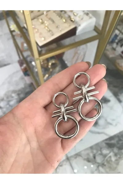 Sallantılı Düğüm Küpe
