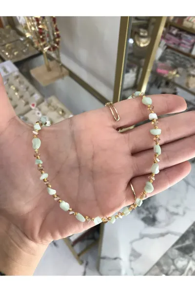 Gold Detaylı Zarif Doğal Taş Model Kolye